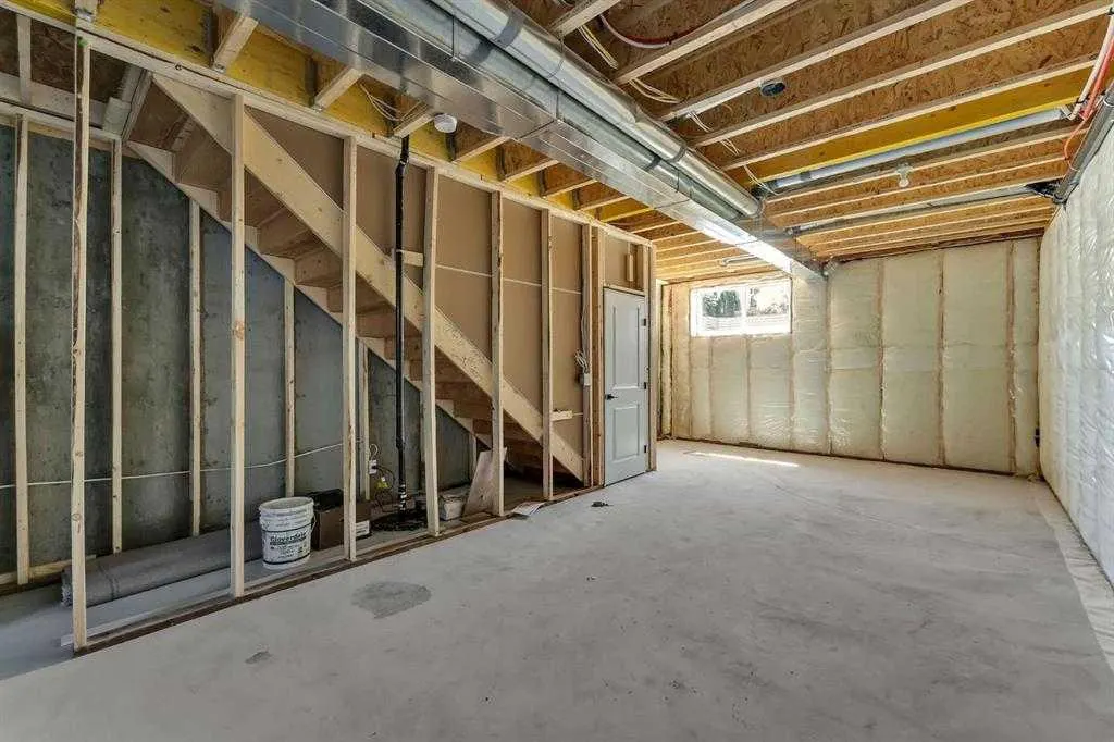 28A Green Meadow Crescent