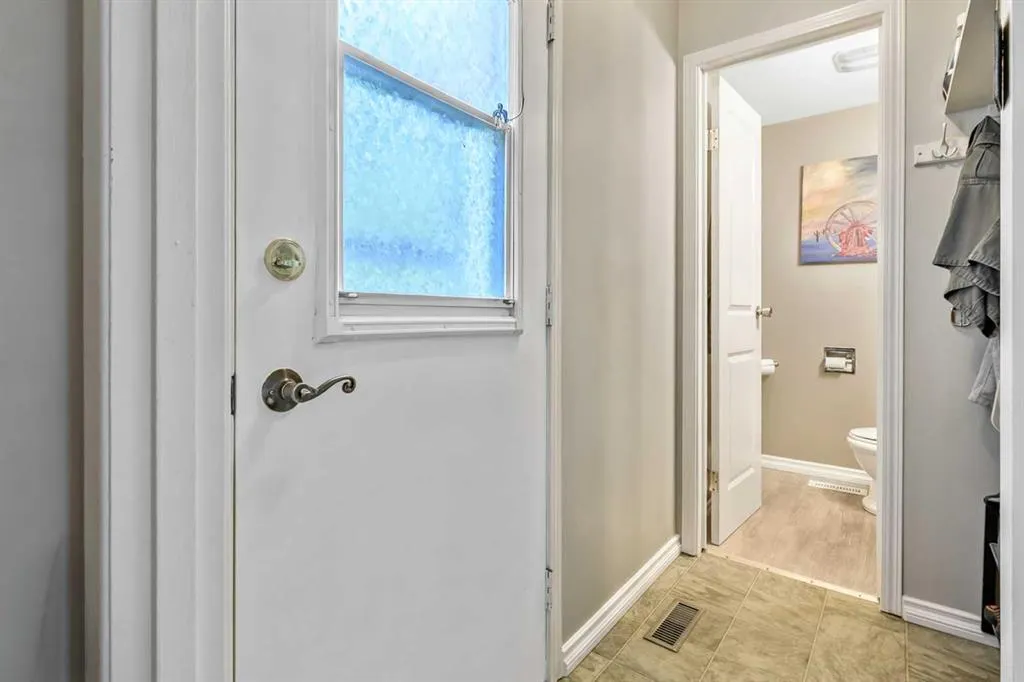 216 B Royal Avenue