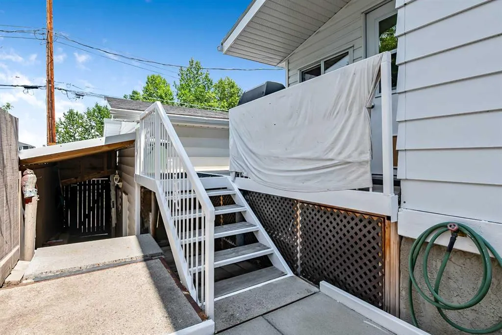 216 B Royal Avenue