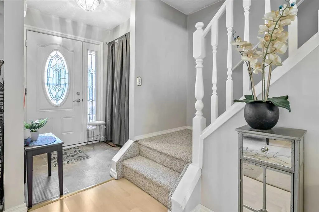 216 B Royal Avenue