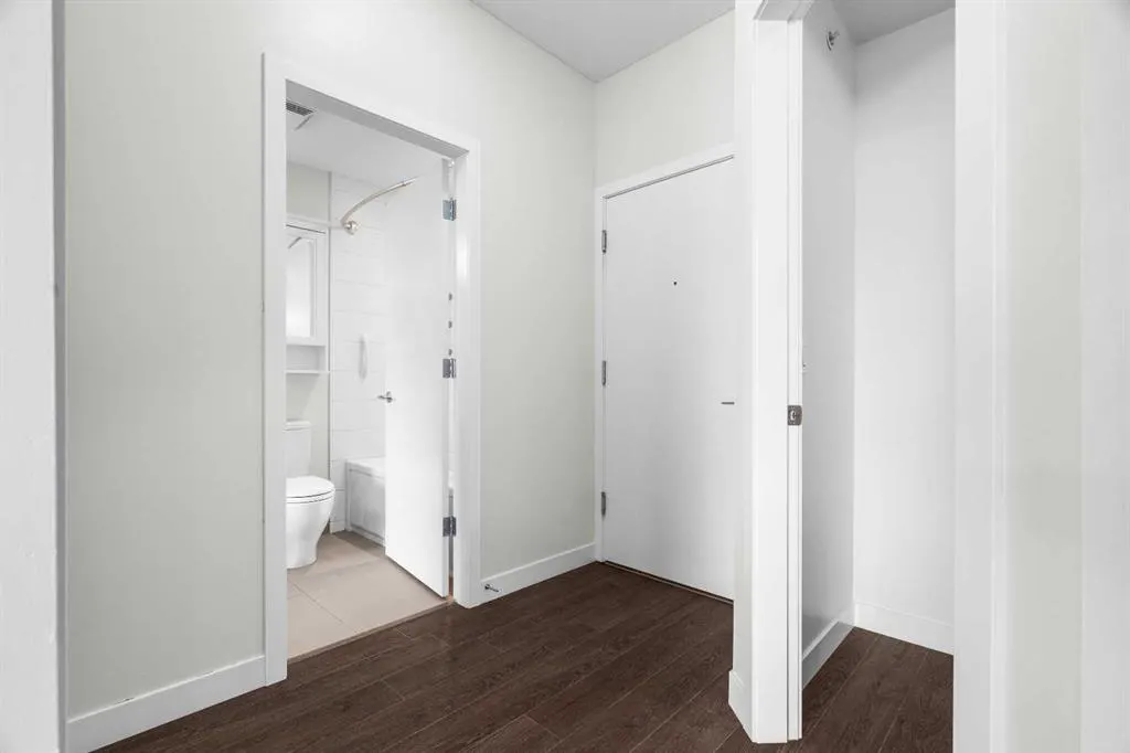 28 Auburn Bay Link SE #411