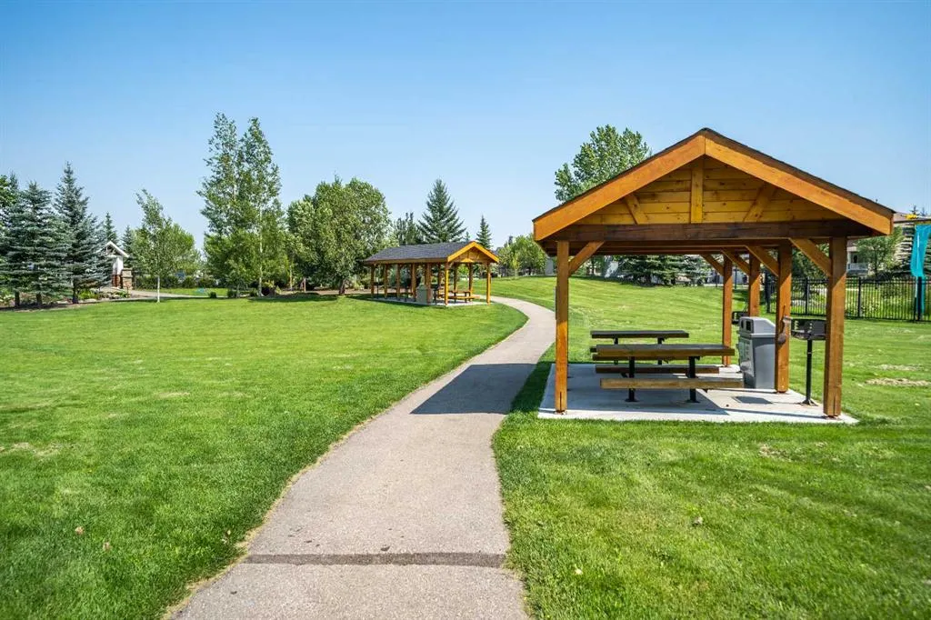 28 Auburn Bay Link SE #411