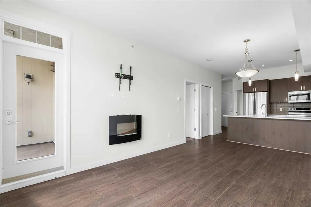 28 Auburn Bay Link SE #411