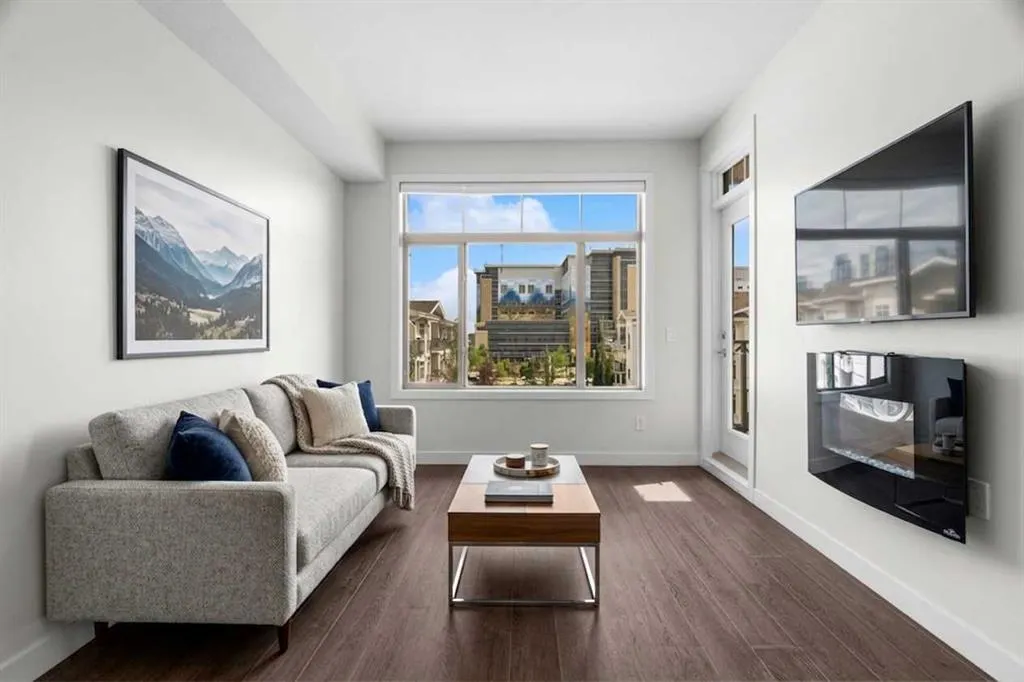 28 Auburn Bay Link SE #411