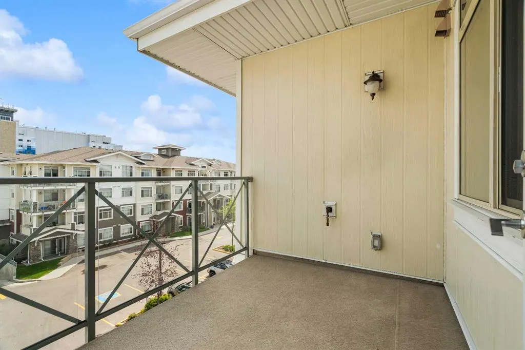 28 Auburn Bay Link SE #411