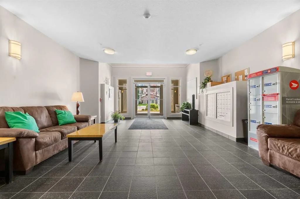 28 Auburn Bay Link SE #411