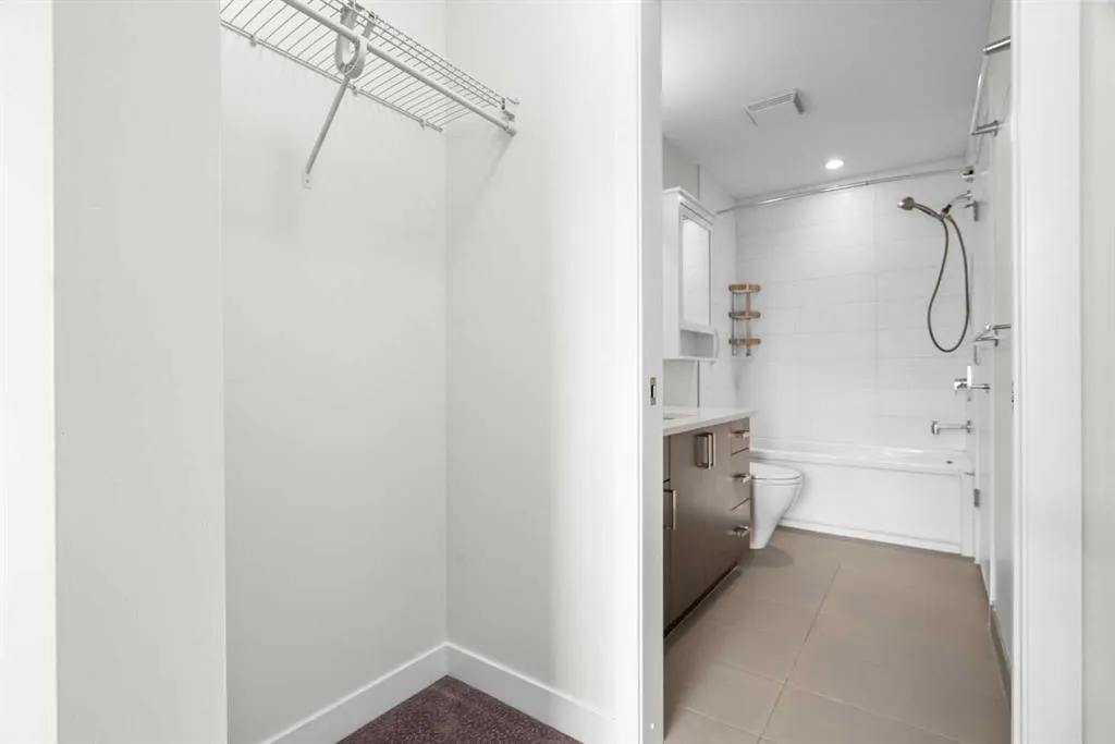 28 Auburn Bay Link SE #411