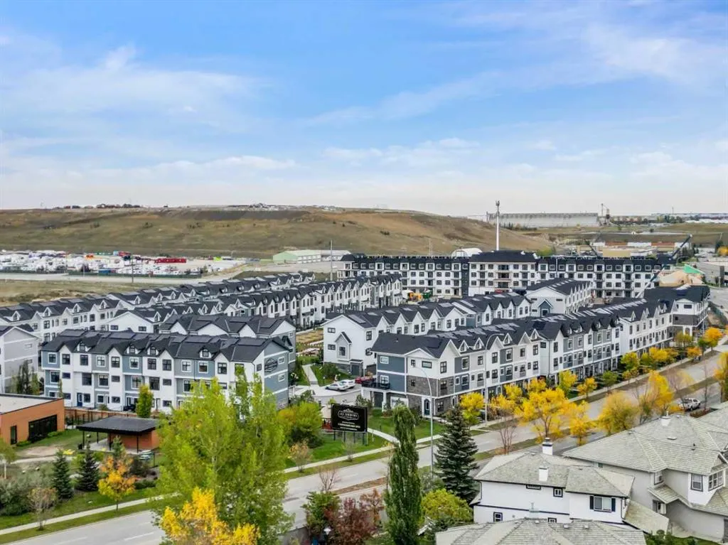255 Les Jardins Park SE #101