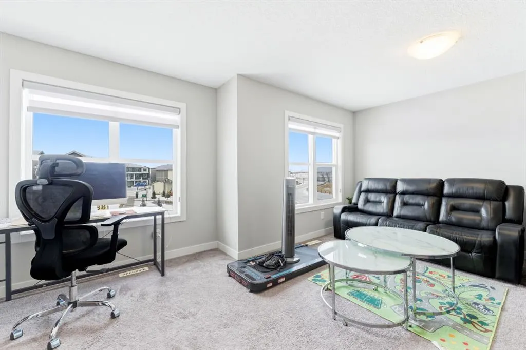 14 Belvedere Point SE
