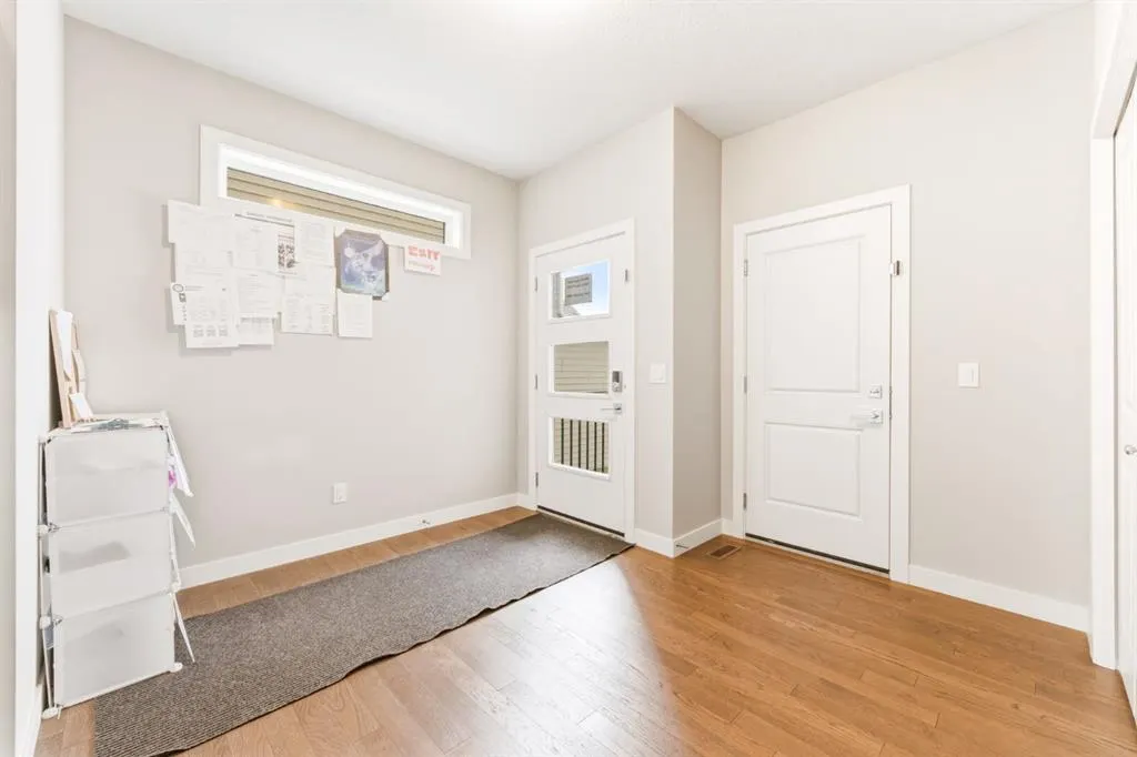 14 Belvedere Point SE
