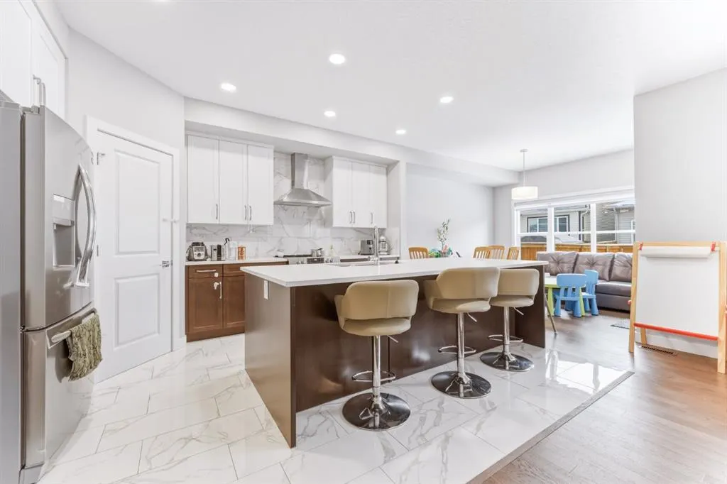 14 Belvedere Point SE