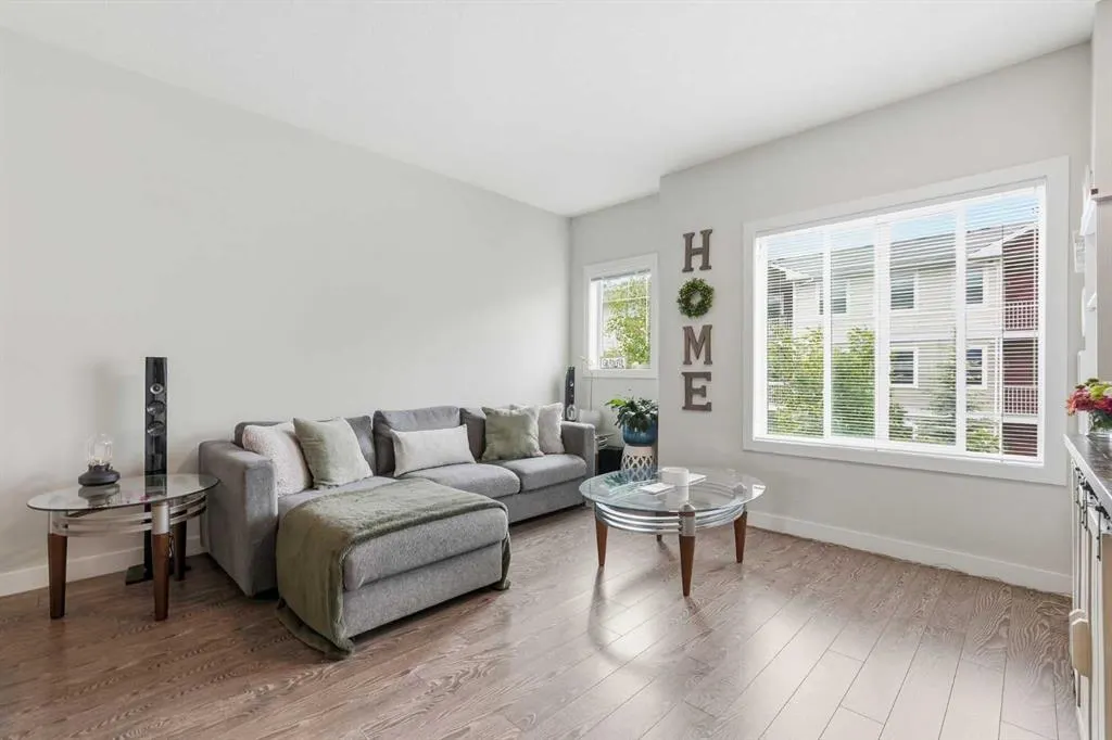 17 Stonehouse Crescent NW