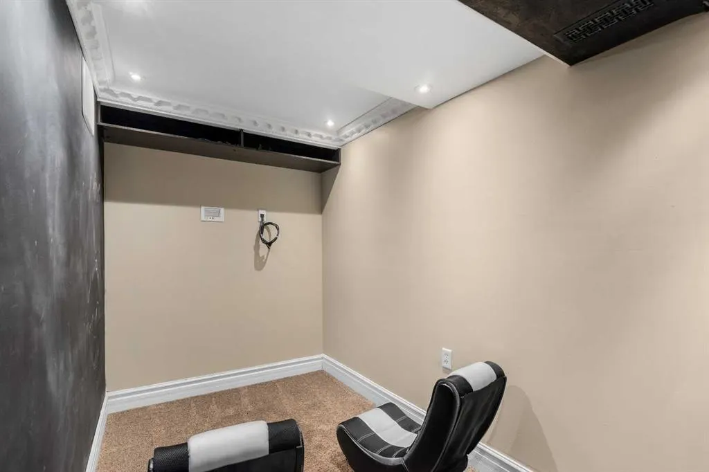 205 Mckenzie Towne Gate SE