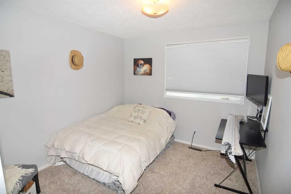 241053 Highway 24