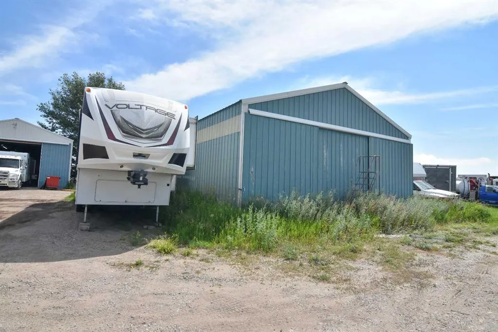 241053 Highway 24