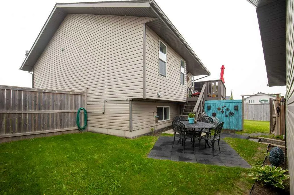 10 Hansen Close