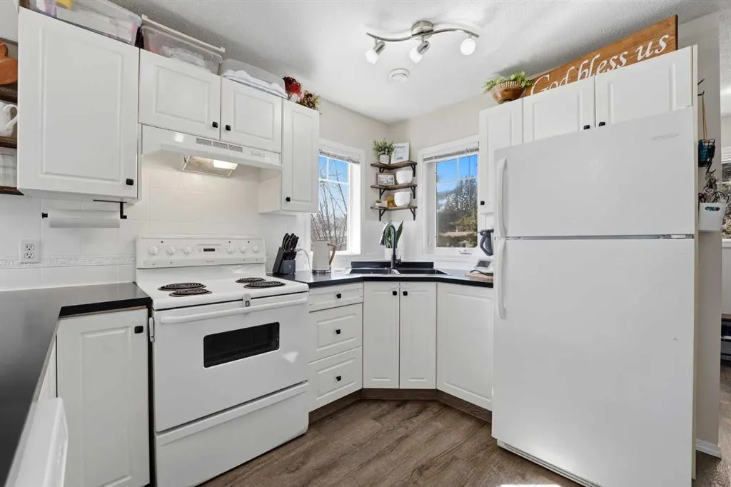 5220 50A Avenue #1805