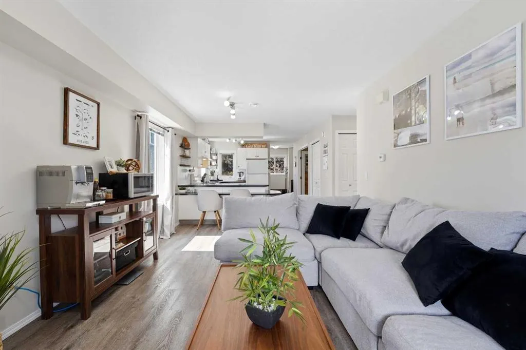 5220 50A Avenue #1805