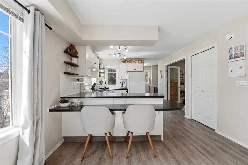 5220 50A Avenue #1805