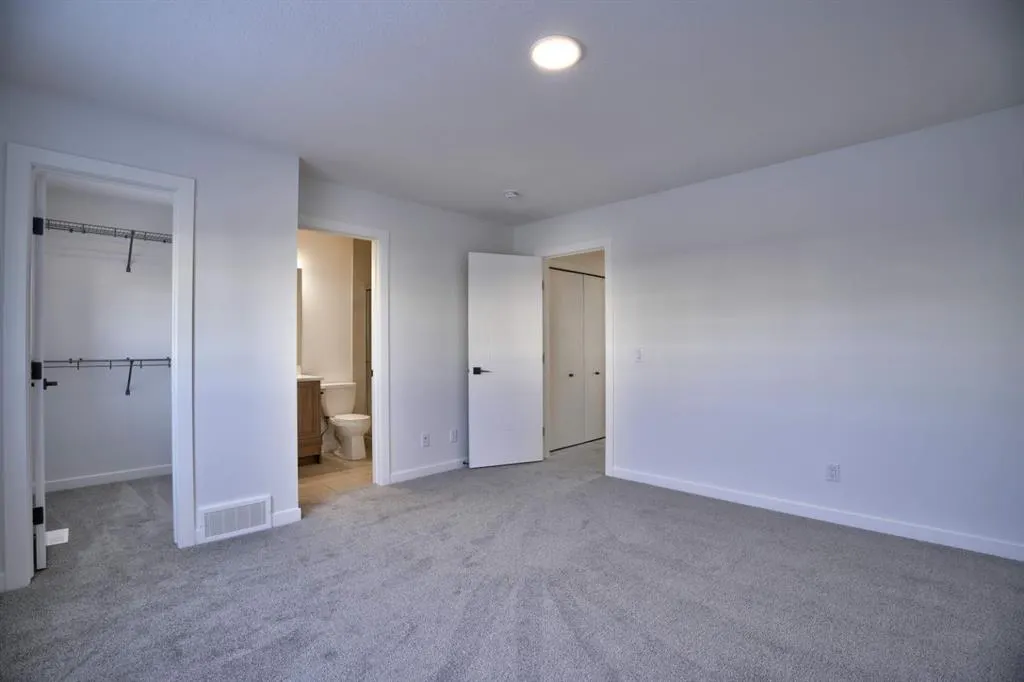 45 Legacy Point Terrace SE