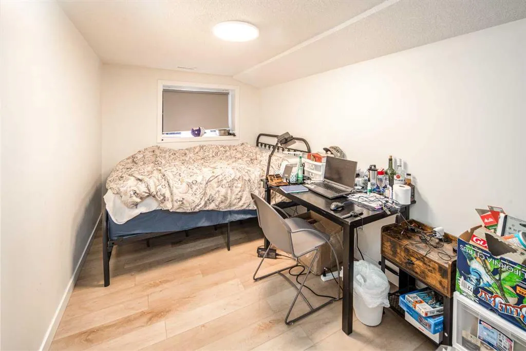 33076 Township Road 243