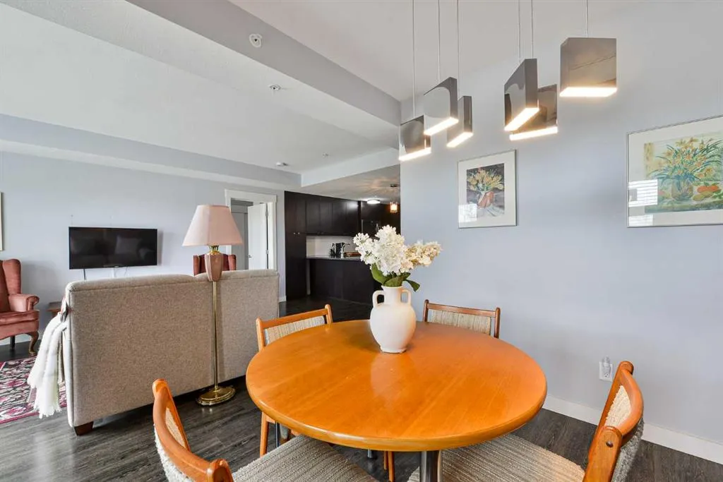 45 Aspenmont Heights SW #213