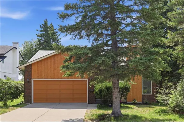 416 Brookpark Drive SW