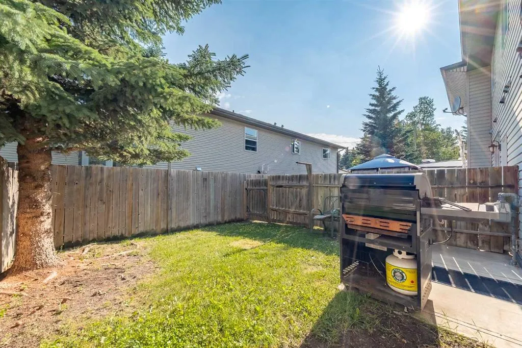 4406 46 Avenue #3