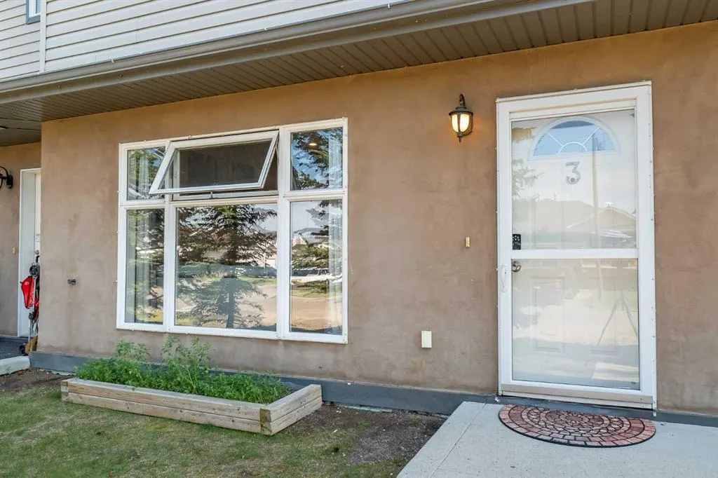 4406 46 Avenue #3