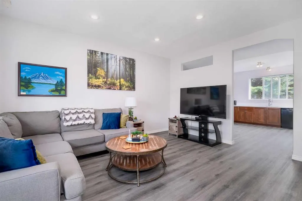4406 46 Avenue #3