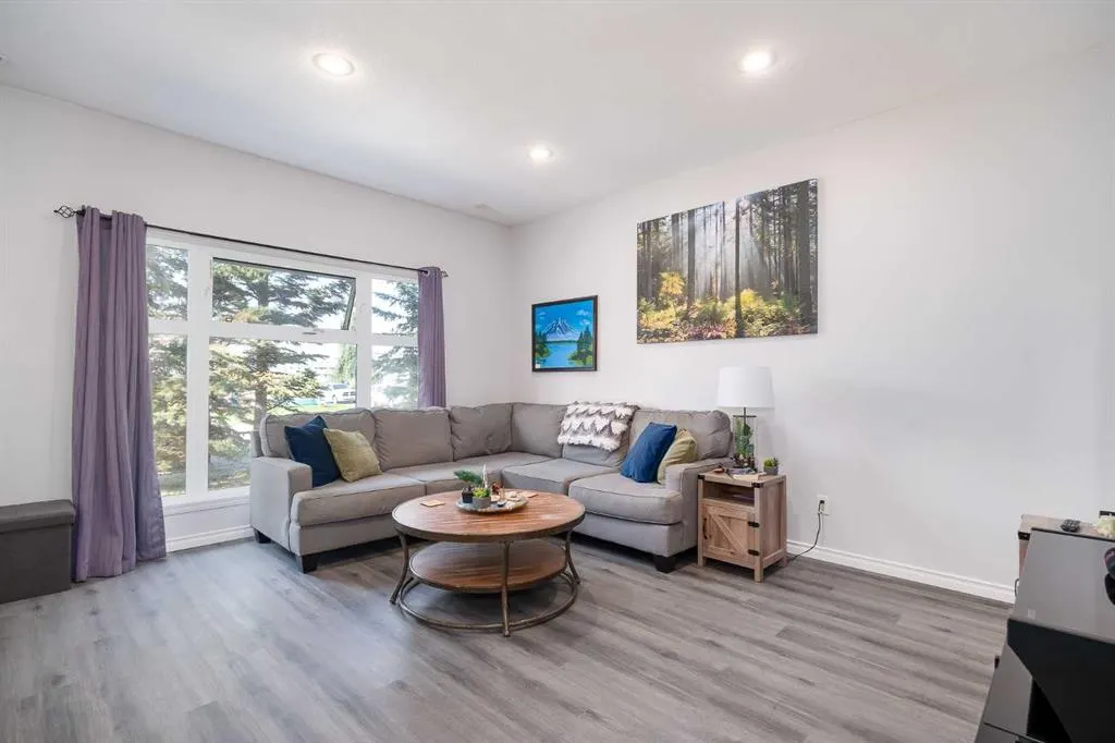 4406 46 Avenue #3