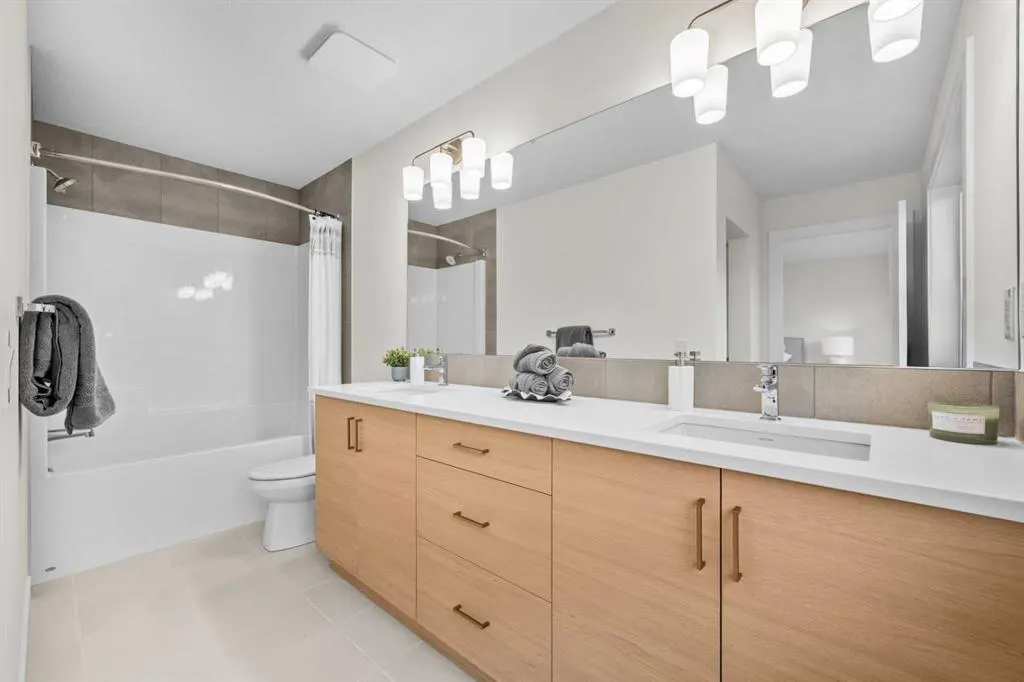 305 Precedence View