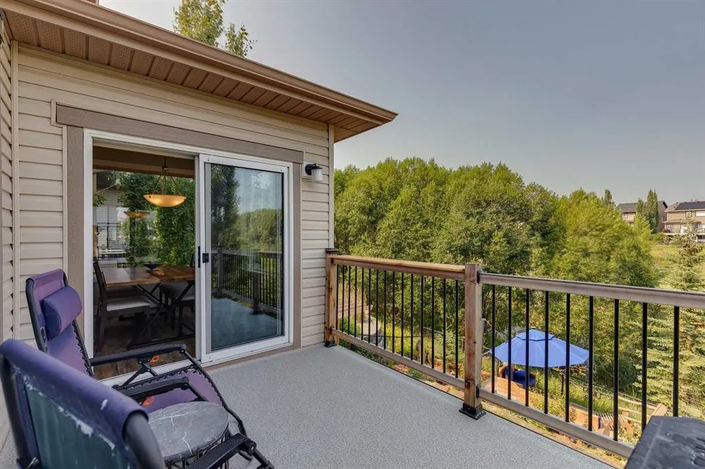 130 Tuscany Valley Green NW