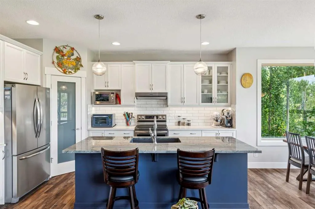 130 Tuscany Valley Green NW