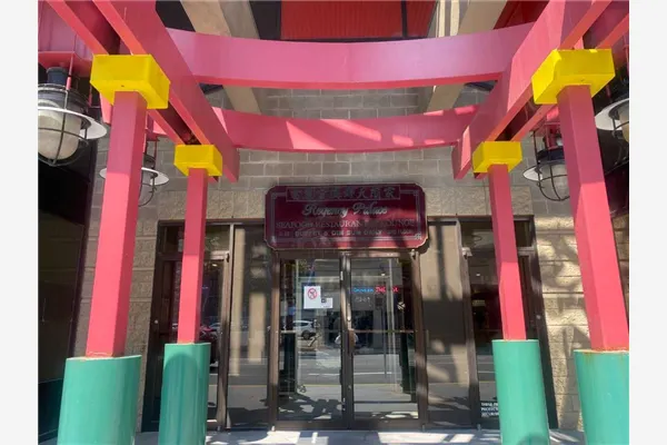 328 Centre Street SE