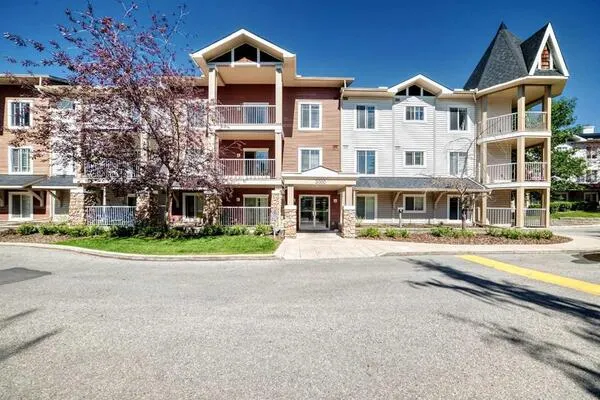 70 Panamount Drive NW
