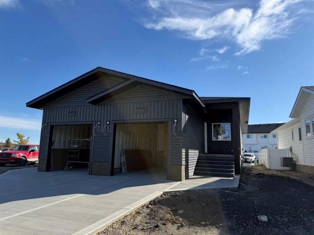15 Ellington Crescent