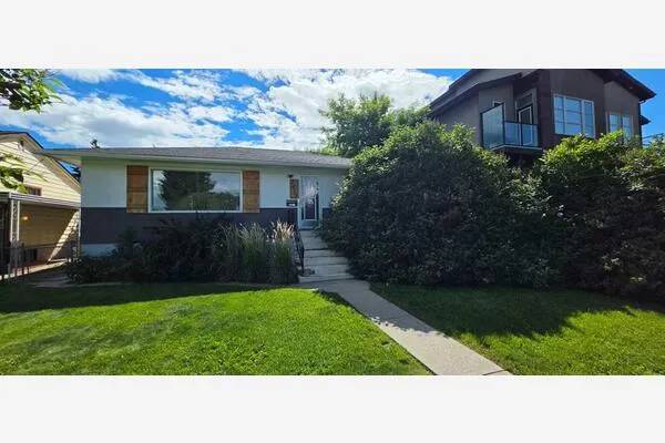 2515 Cochrane Road NW