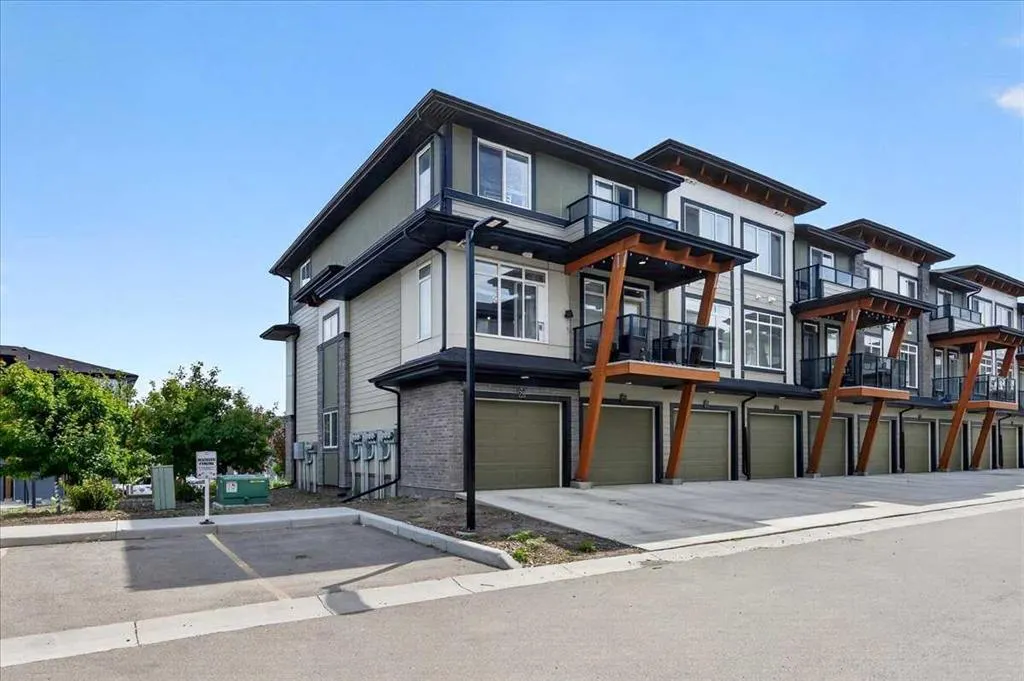 230 Seton Passage SE #79