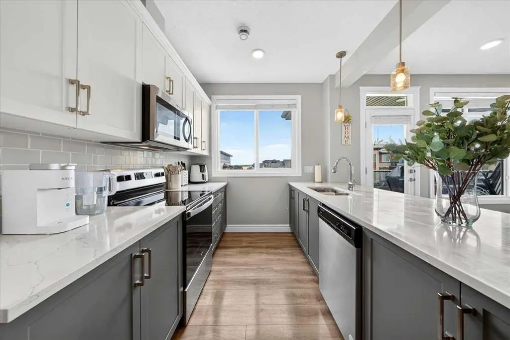 230 Seton Passage SE #79
