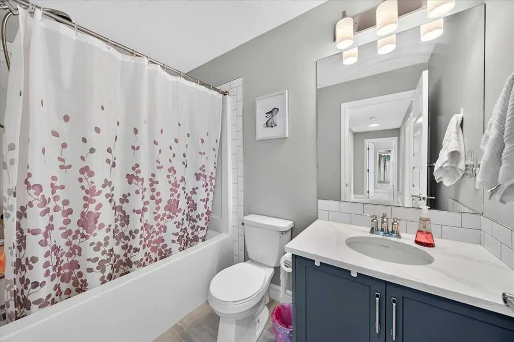 230 Seton Passage SE #79