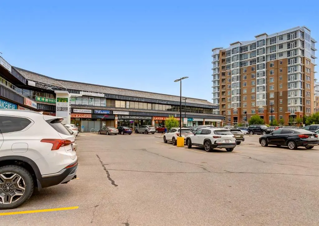 5403 Crowchild Trail NW #116