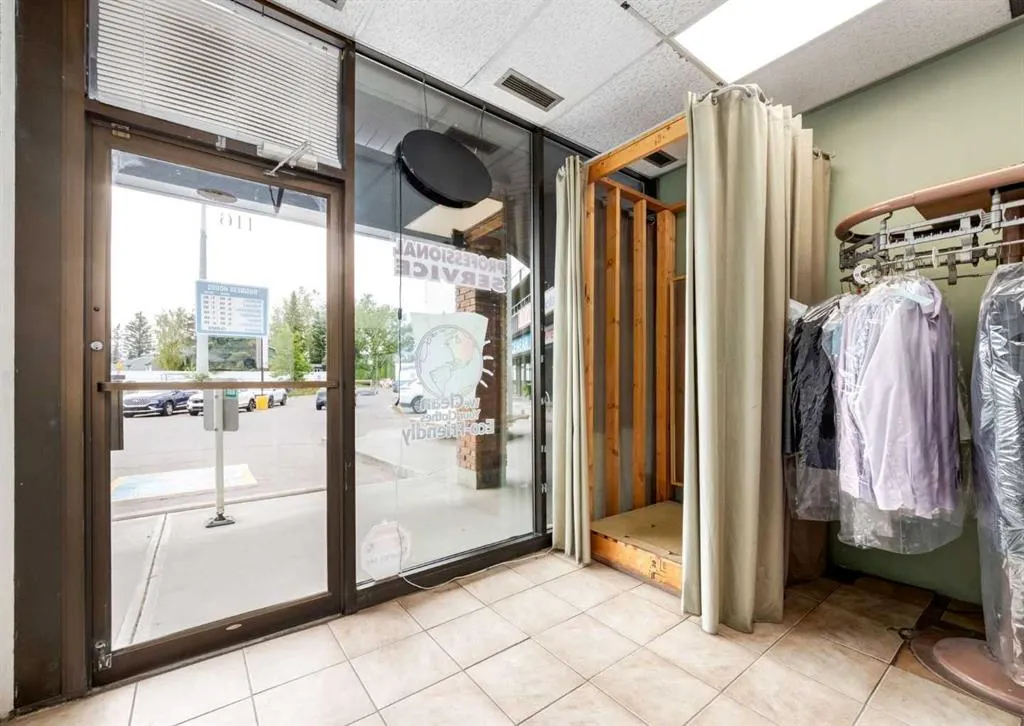 5403 Crowchild Trail NW #116