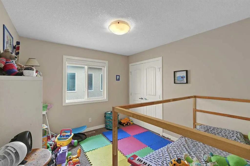518 Mahogany Manor SE
