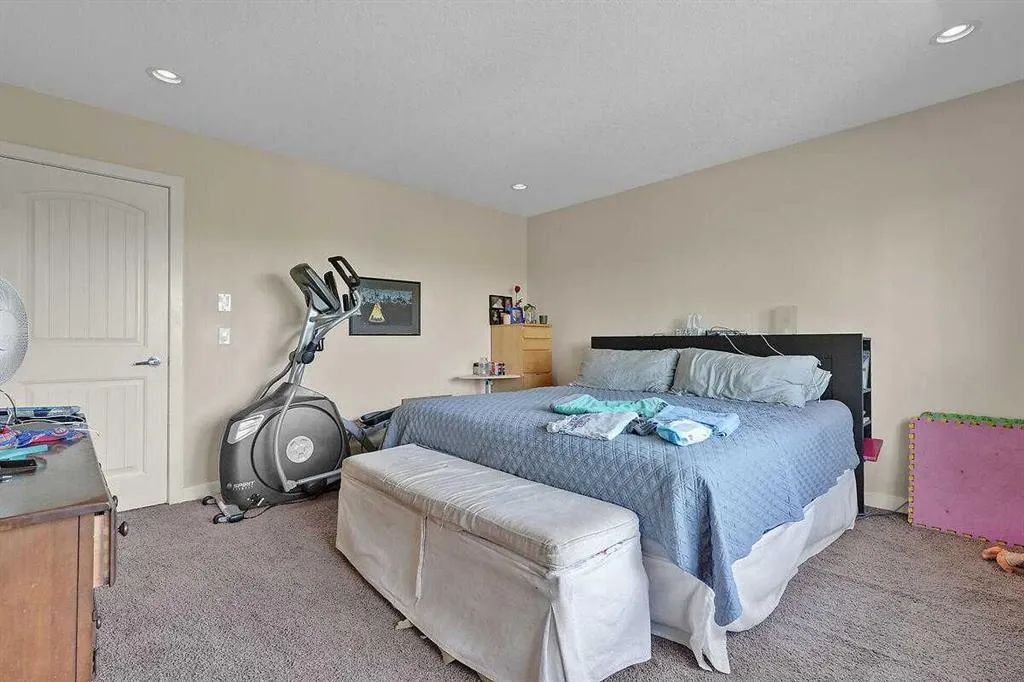 518 Mahogany Manor SE