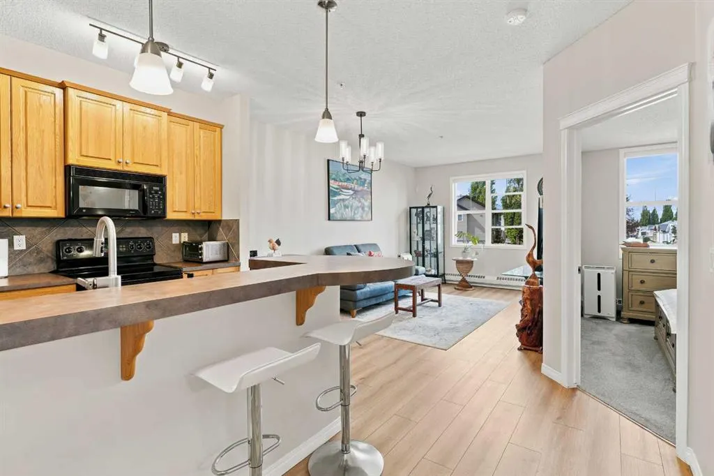 25 Prestwick Drive SE #208
