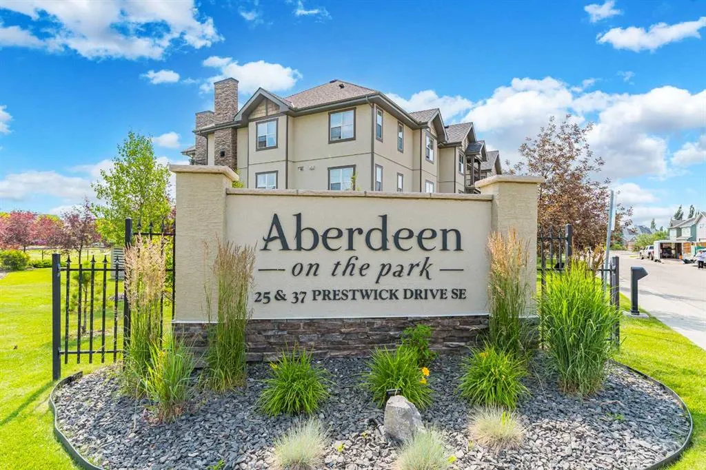 25 Prestwick Drive SE #208