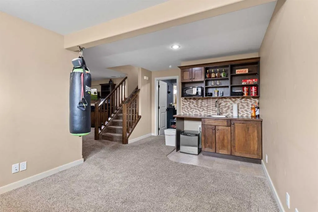 5 Lambertson Place