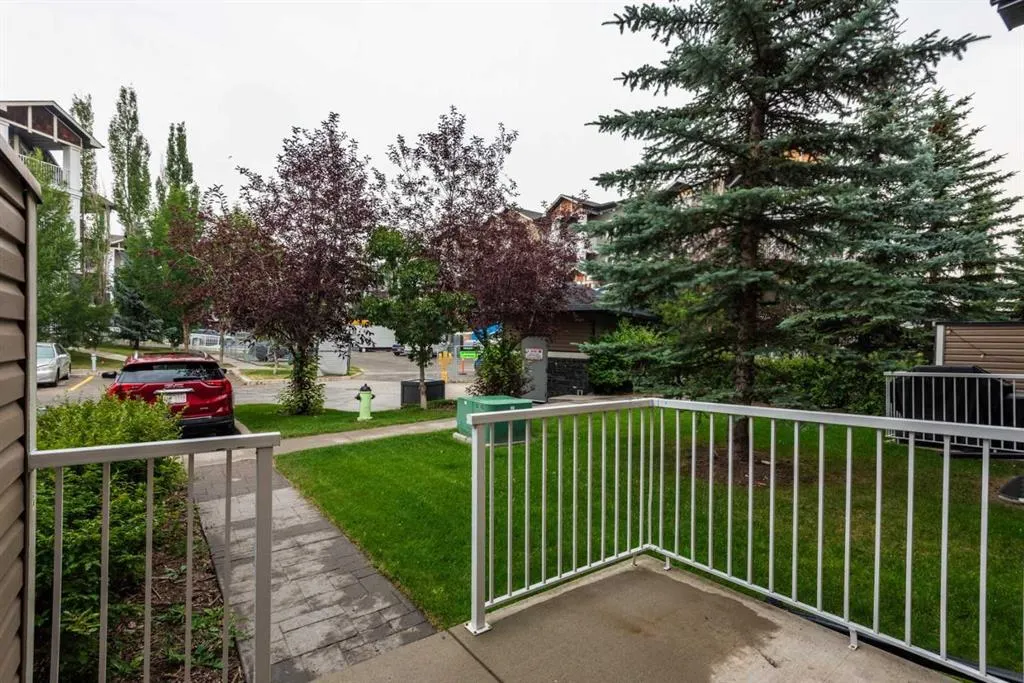 127 Prestwick Villas SE