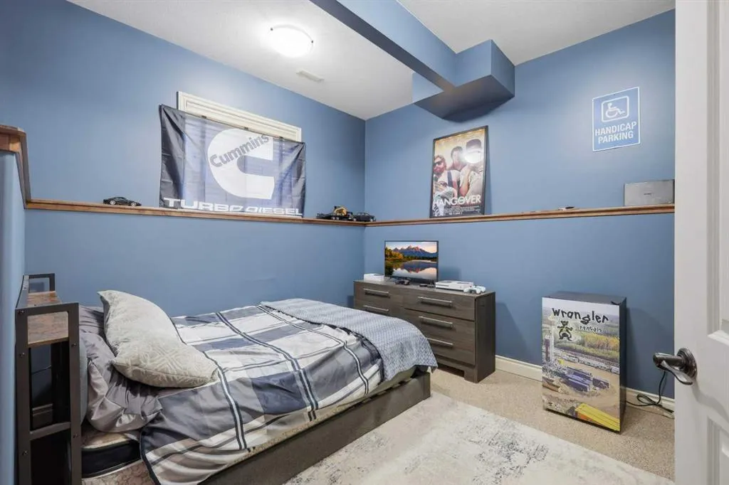 95 Regatta Way